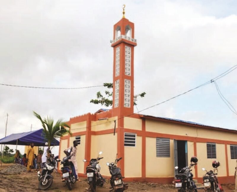 Building a mosque in Togo