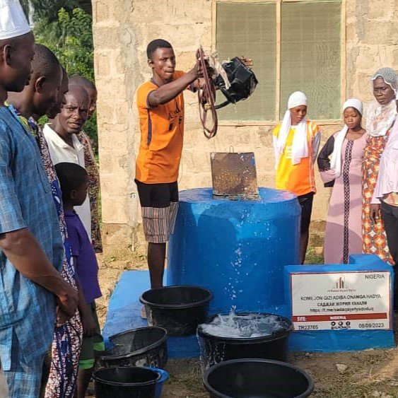 Surface well with bucket in Nigeria